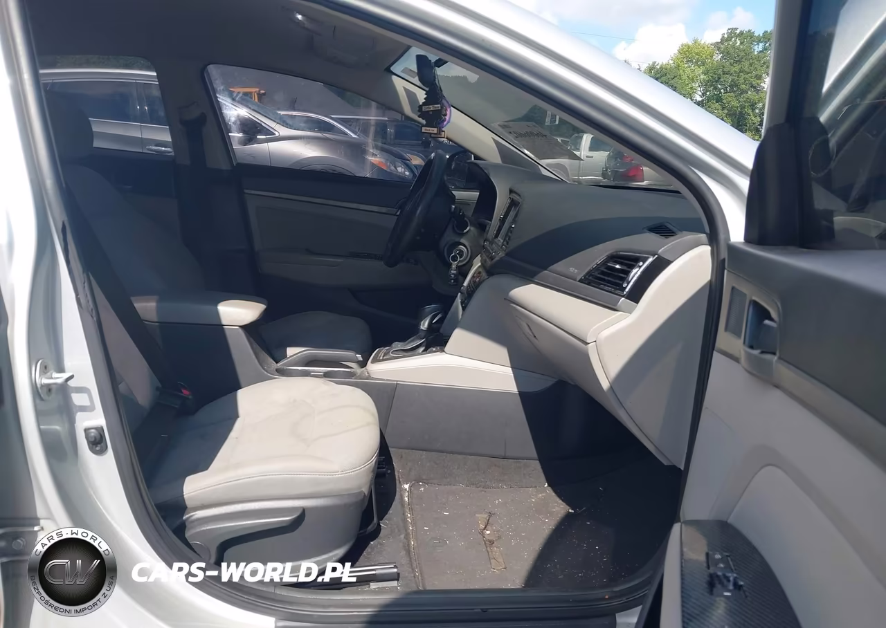 2017 Hyundai Elantra Se VIN:5NPD84LF5HH004318 - 5