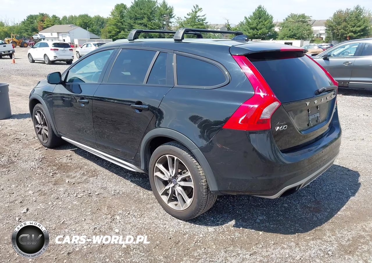 2015 Volvo V60 Cross Country T5 VIN:YV4612HK9F1001589 - 3