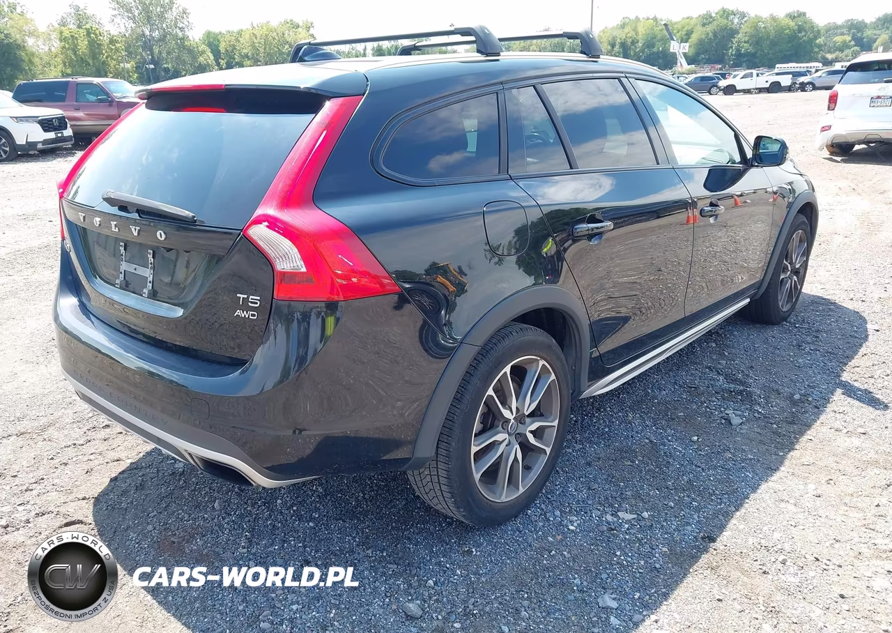 2015 Volvo V60 Cross Country T5 VIN:YV4612HK9F1001589 - 4