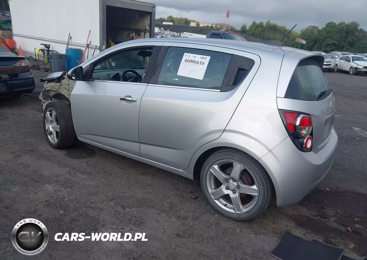 2016 Chevrolet Sonic Ltz Auto VIN:1G1JE6SB3G4142197 - 3