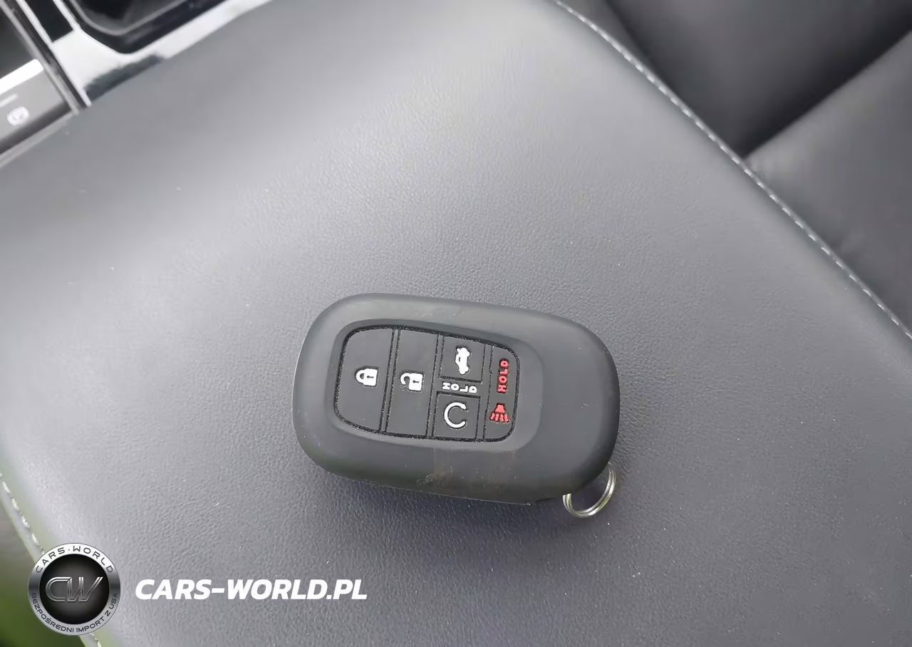 2025 Honda Accord Hybrid Sport VIN:1HGCY2F50SA017786 - 11