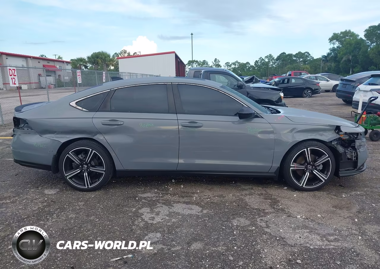 2025 Honda Accord Hybrid Sport VIN:1HGCY2F50SA017786 - 14