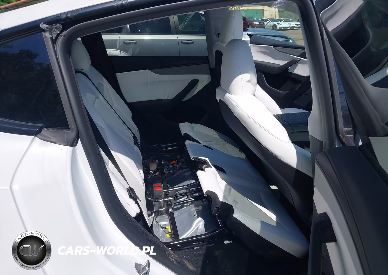2026 Tesla Model Y All-Wheel Drive-Long Range Launch Series-Premium All-Wheel Drive VIN:7SAYGDEE6TA432608 - 8