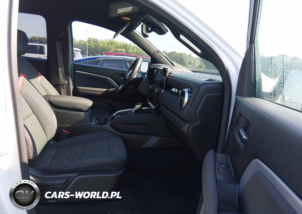 2026 Chevrolet Colorado Z71, 4Wd VIN:1GCPTDEK9T1124984 - 5