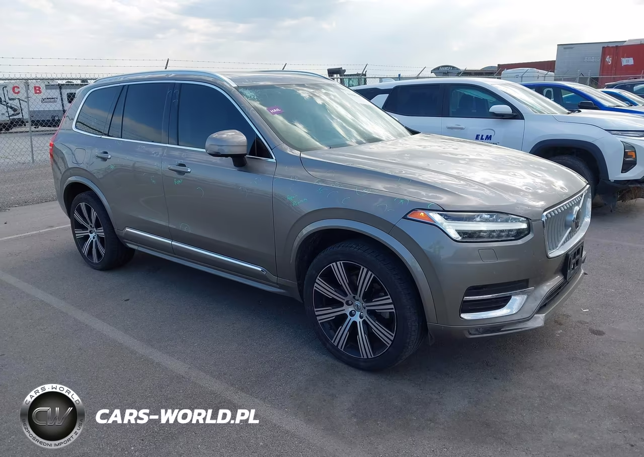 2022 Volvo Xc90 T6 Inscription 6 Passenger