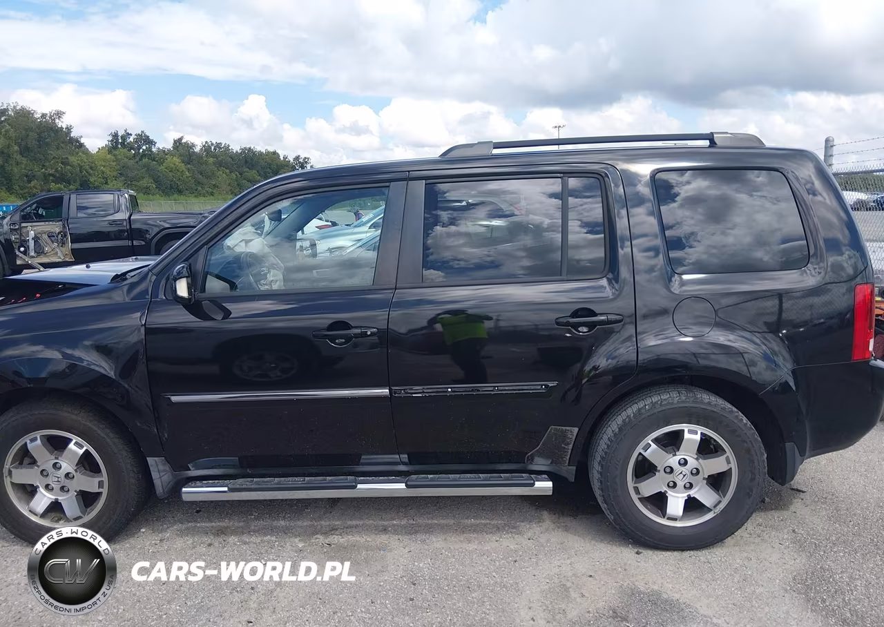 2011 Honda Pilot Touring VIN:5FNYF3H98BB027313 - 14