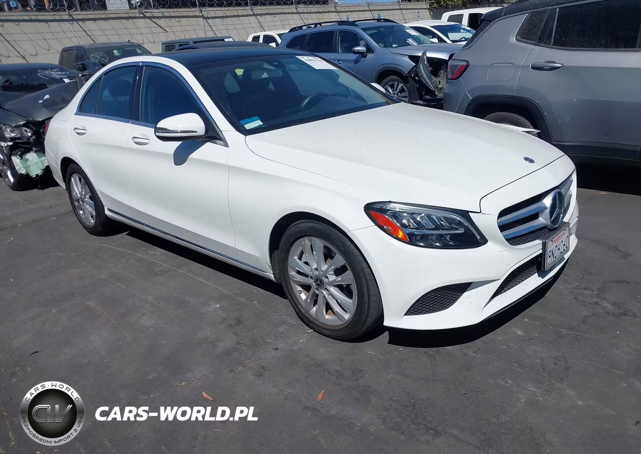 2019 Mercedes-Benz C 300