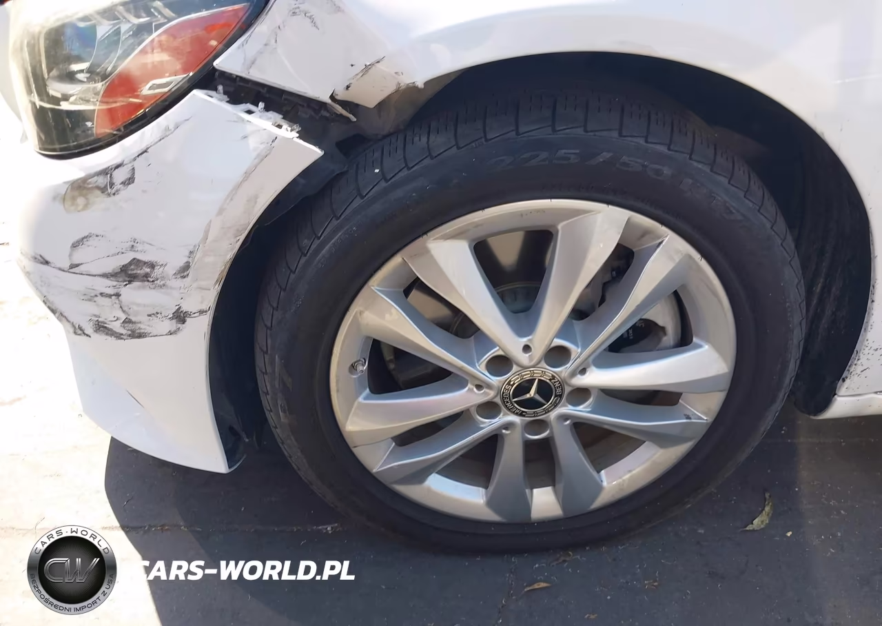 2019 Mercedes-Benz C 300 VIN:55SWF8DB1KU315041 - 17