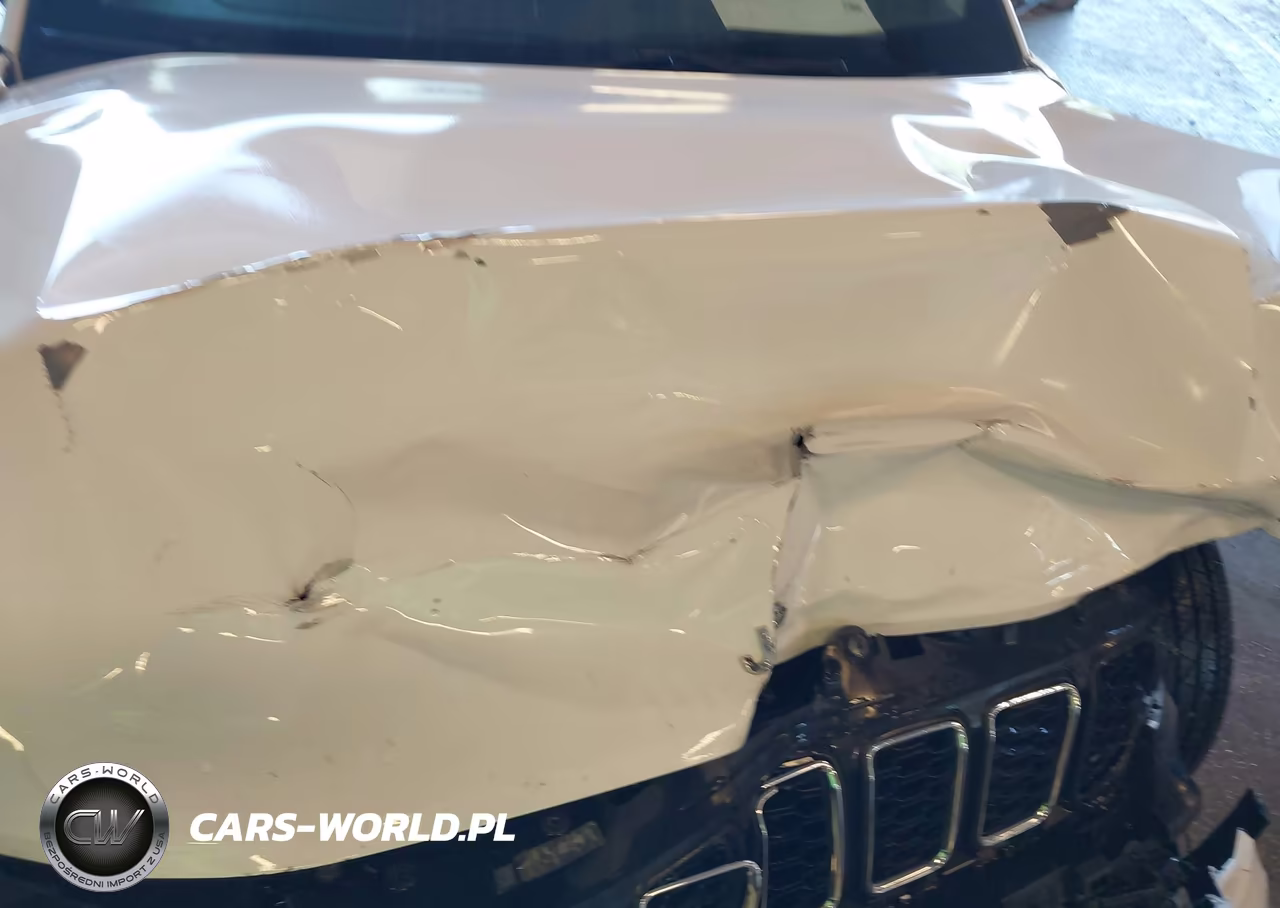 2023 Jeep Grand Cherokee Laredo 4X4 VIN:1C4RJHAG2PC640718 - 17