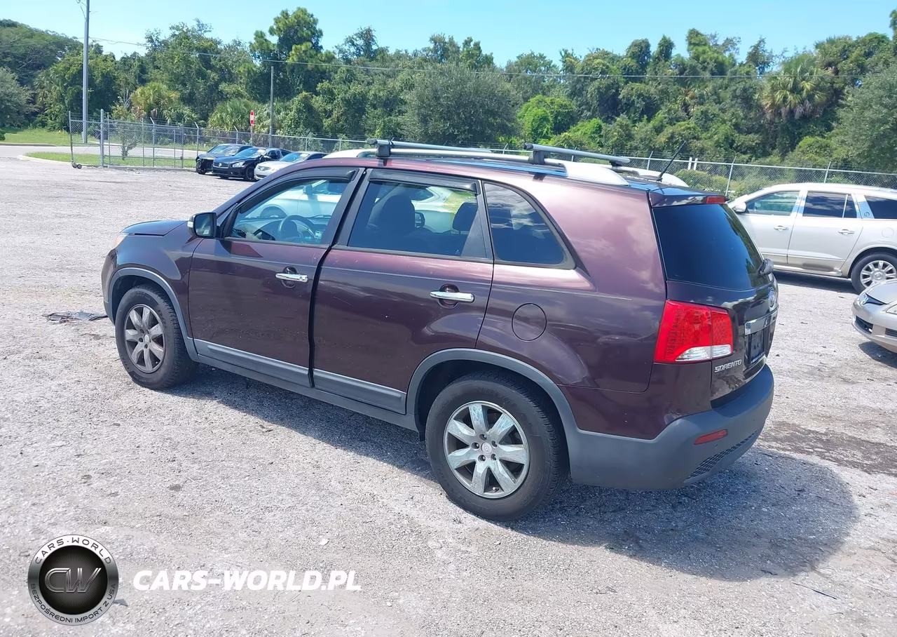 2012 Kia Sorento Lx VIN:5XYKT3A66CG190521 - 3