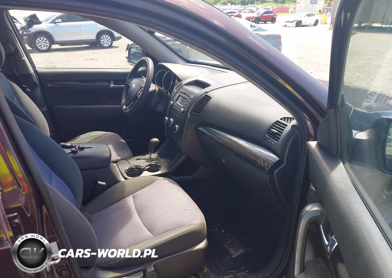 2012 Kia Sorento Lx VIN:5XYKT3A66CG190521 - 5