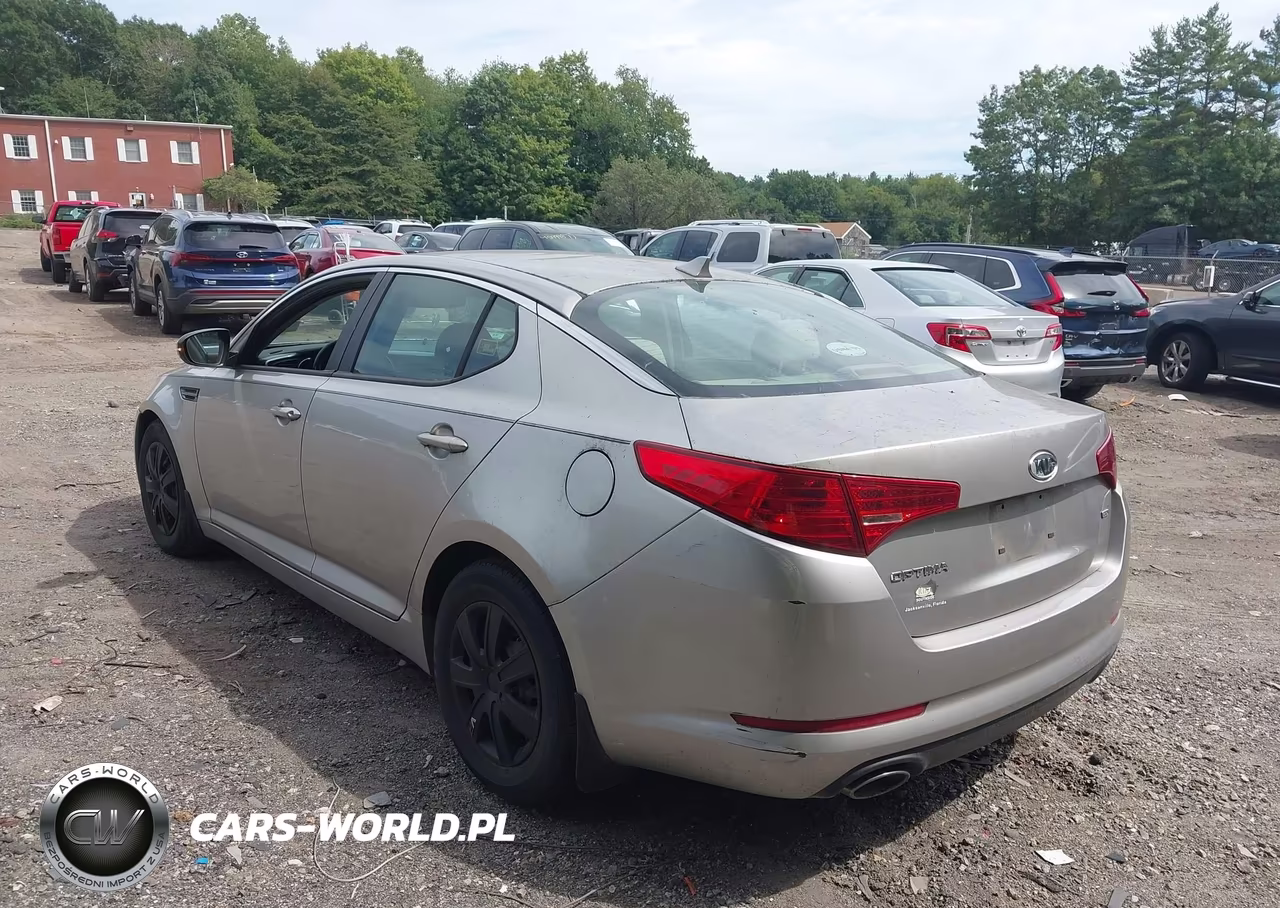 2011 Kia Optima Lx VIN:KNAGM4A7XB5182251 - 3