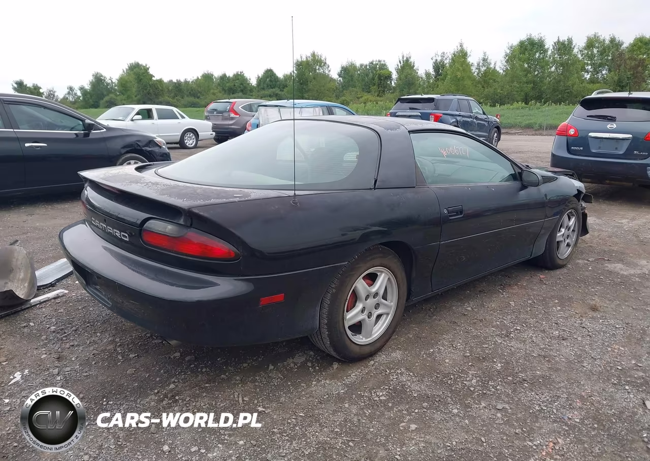 1996 Chevrolet Camaro Rs VIN:2G1FP22KXT2113689 - 4