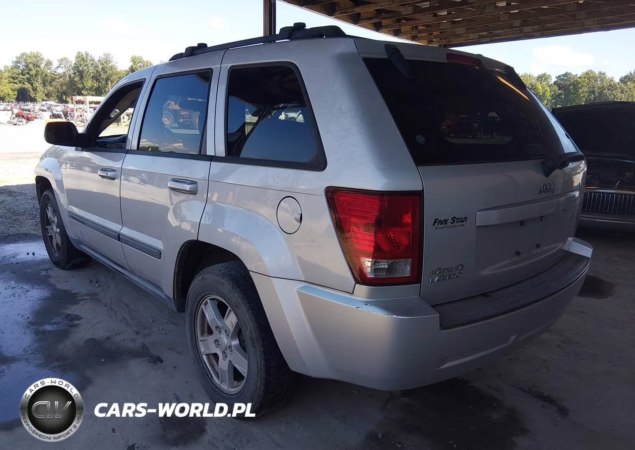 2007 Jeep Grand Cherokee Laredo VIN:1J8GR48K57C505101 - 3