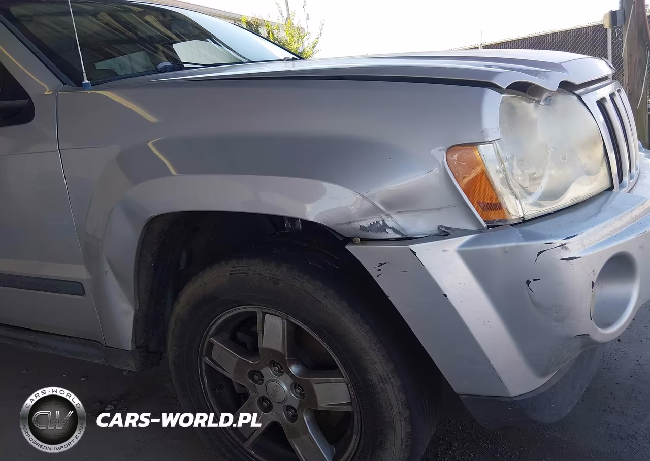 2007 Jeep Grand Cherokee Laredo VIN:1J8GR48K57C505101 - 6
