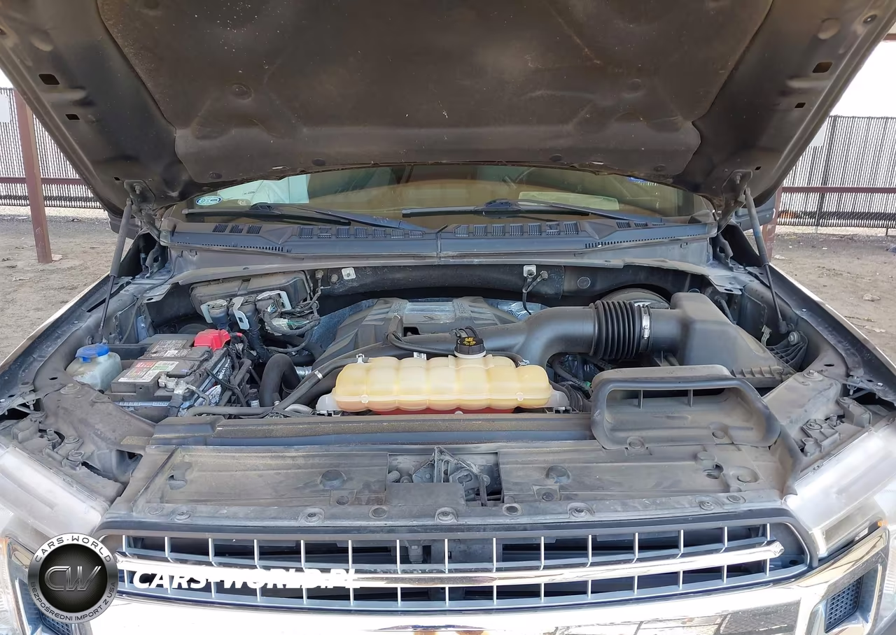 2018 Ford F-150 Xlt VIN:1FTEW1CP8JKG02735 - 10