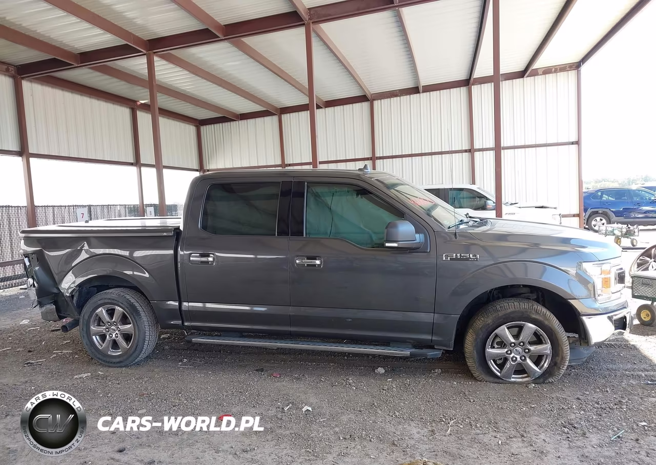2018 Ford F-150 Xlt VIN:1FTEW1CP8JKG02735 - 12