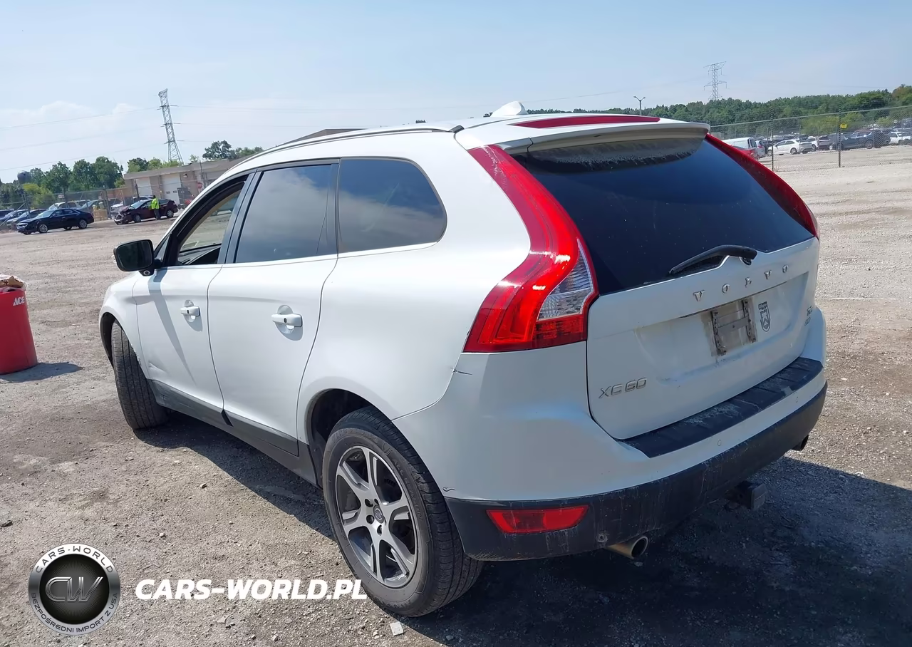 2012 Volvo Xc60 T6 Premier Plus VIN:YV4902DZ4C2242842 - 3
