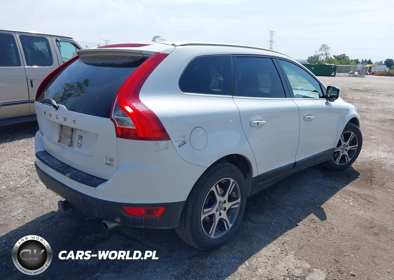 2012 Volvo Xc60 T6 Premier Plus VIN:YV4902DZ4C2242842 - 4
