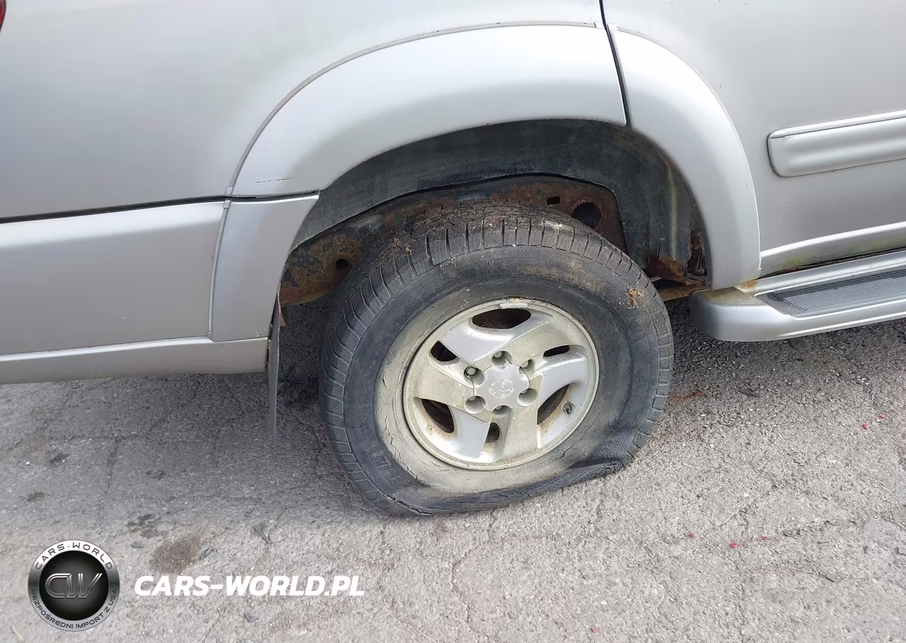 2001 Toyota Sequoia Limited V8 VIN:5TDBT48A01S009669 - 6