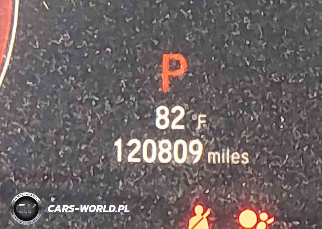 2018 Honda Accord Sport VIN:1HGCV1F37JA000421 - 16