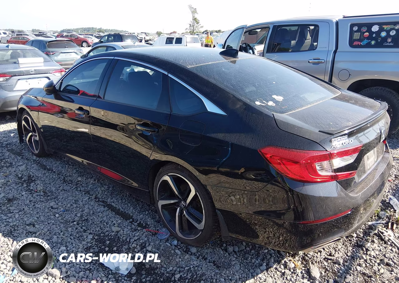 2018 Honda Accord Sport VIN:1HGCV1F37JA000421 - 3