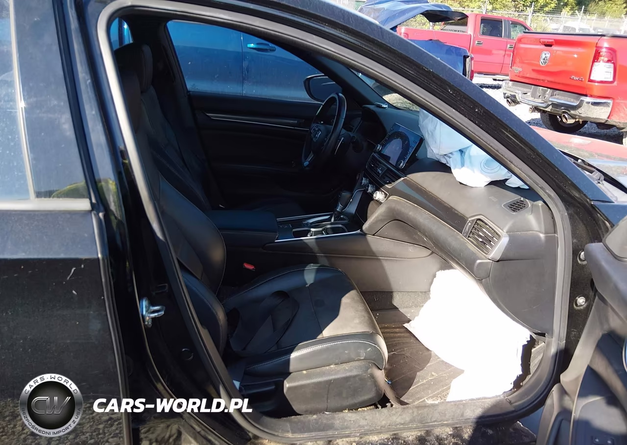 2018 Honda Accord Sport VIN:1HGCV1F37JA000421 - 5