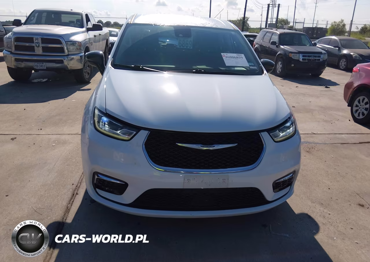 2024 Chrysler Pacifica Touring L VIN:2C4RC1BG9RR112524 - 12