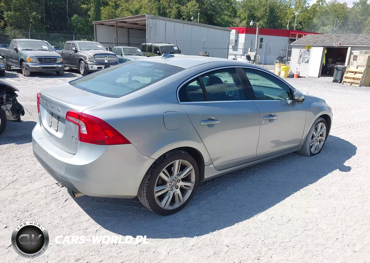 2012 Volvo S60 T6 VIN:YV1902FH4C2057076 - 4