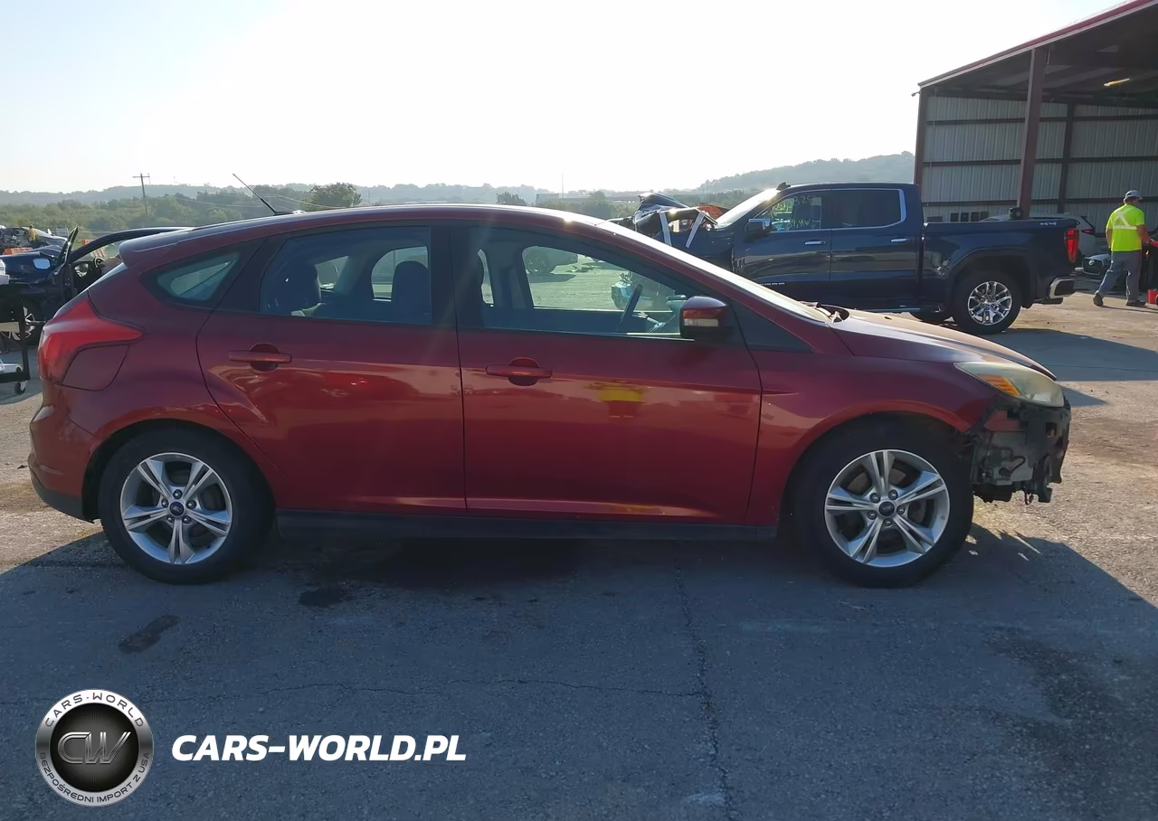 2014 Ford Focus Se VIN:1FADP3K29EL158345 - 14