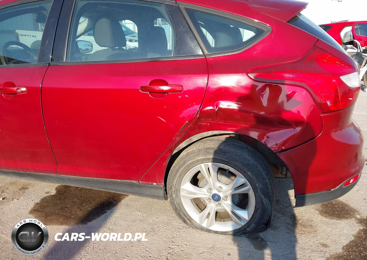 2014 Ford Focus Se VIN:1FADP3K29EL158345 - 6