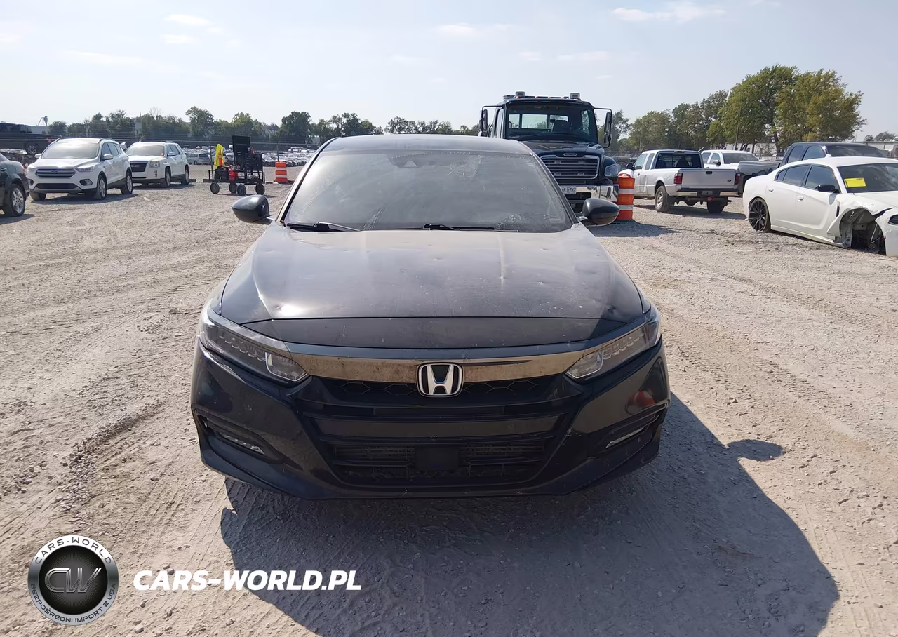 2018 Honda Accord Sport VIN:1HGCV1F36JA133266 - 12