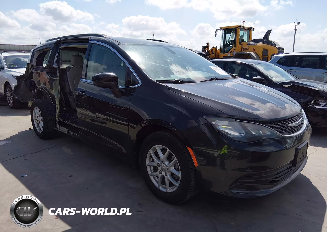 2020 Chrysler Voyager Lxi