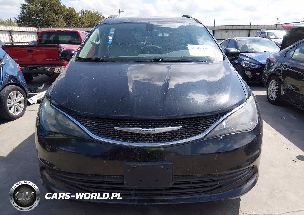 2020 Chrysler Voyager Lxi VIN:2C4RC1DG0LR192686 - 13