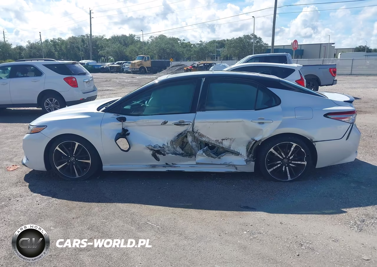 2018 Toyota Camry Xse V6 VIN:4T1BZ1HK0JU012312 - 14