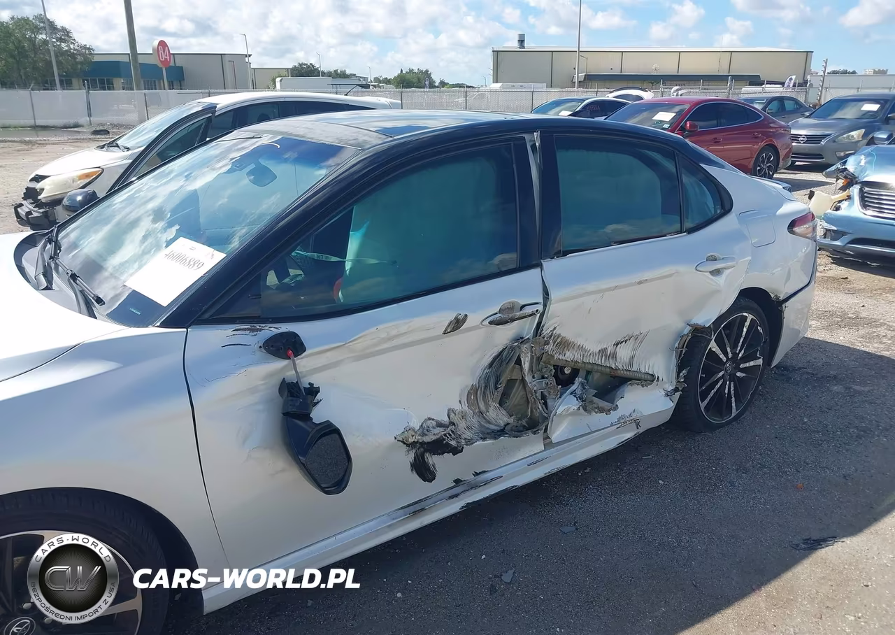 2018 Toyota Camry Xse V6 VIN:4T1BZ1HK0JU012312 - 6
