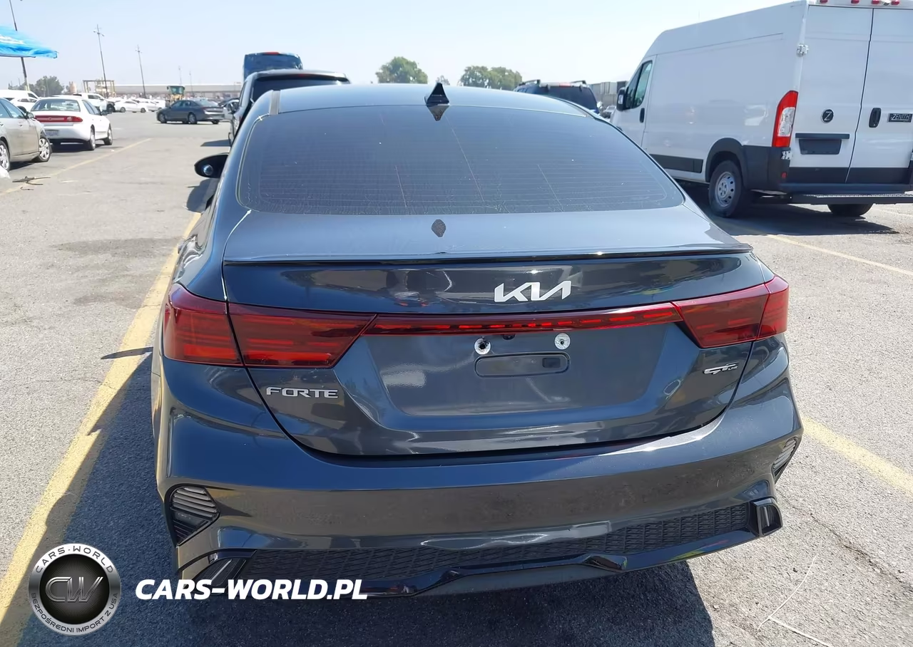 2022 Kia Forte Gt-Line VIN:3KPF54AD3NE505288 - 16
