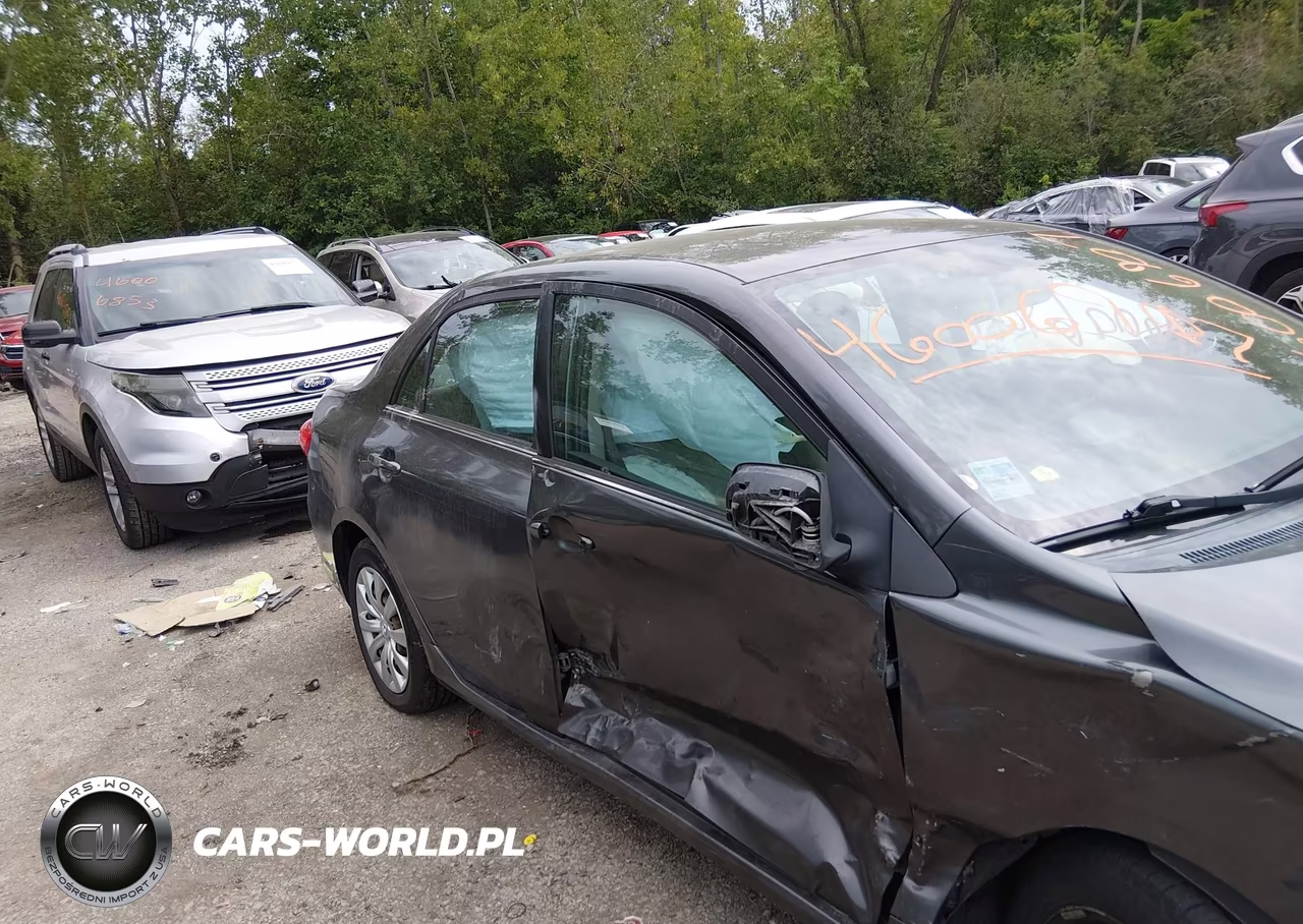 2013 Toyota Corolla Le VIN:5YFBU4EE4DP130139 - 13