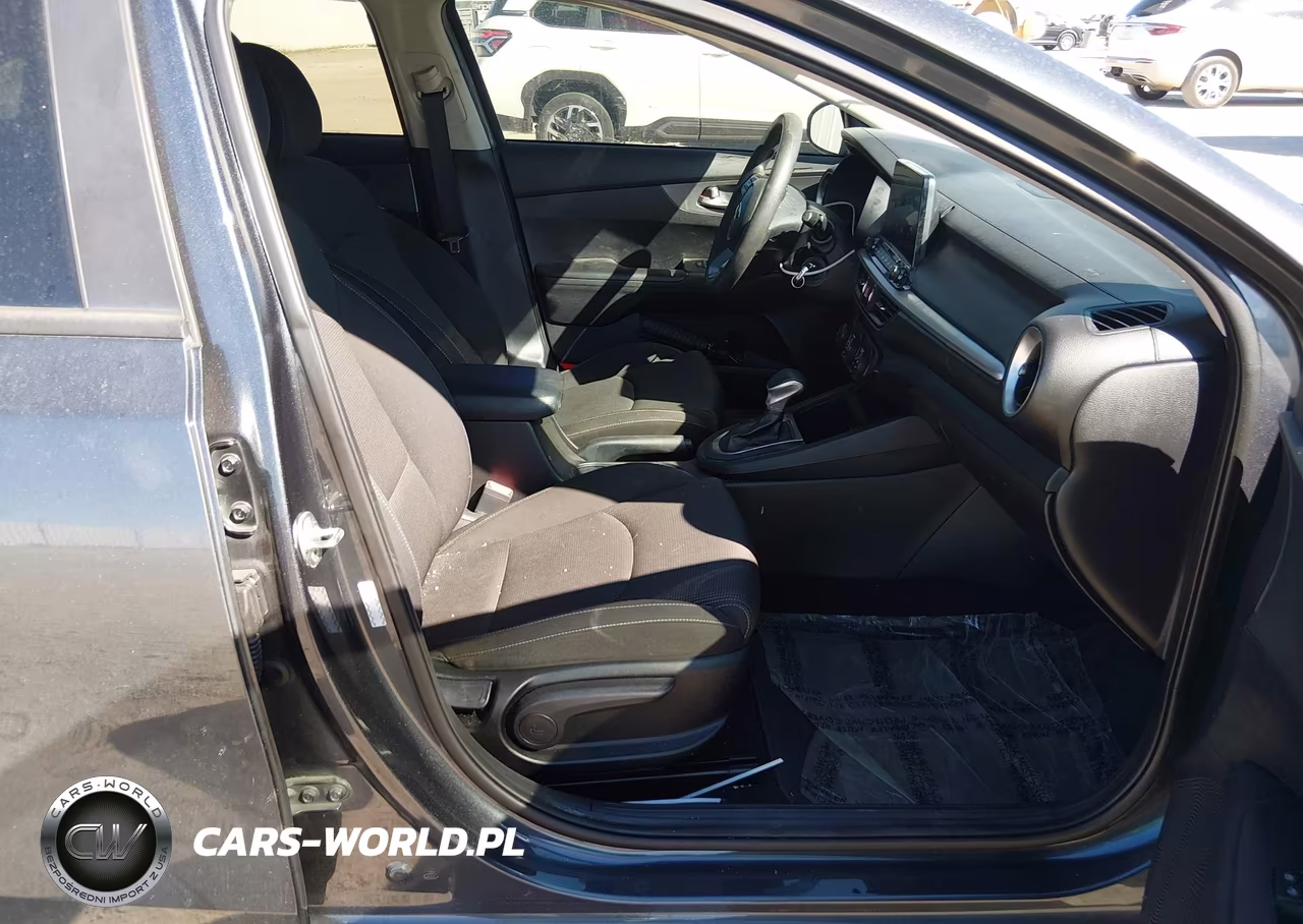 2020 Kia Forte Lxs VIN:3KPF24AD1LE191467 - 5