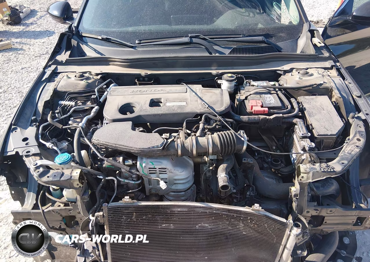 2018 Honda Accord Touring 2.0T VIN:1HGCV2F97JA000946 - 10