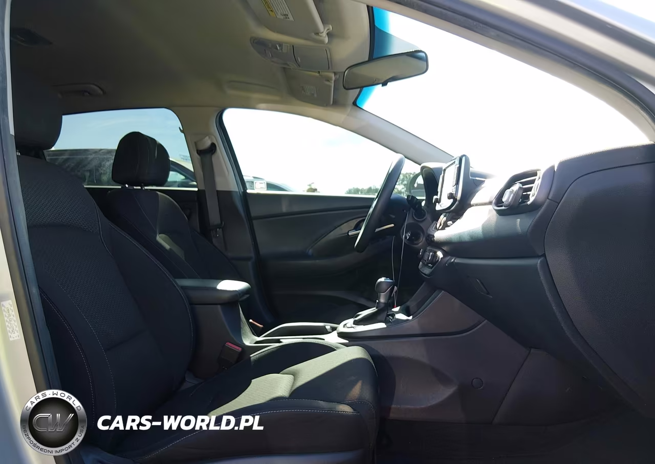 2020 Hyundai Elantra Gt VIN:KMHH35LE6LU127567 - 5