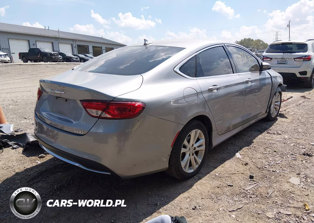 2016 Chrysler 200 Limited VIN:1C3CCCAB5GN177537 - 4