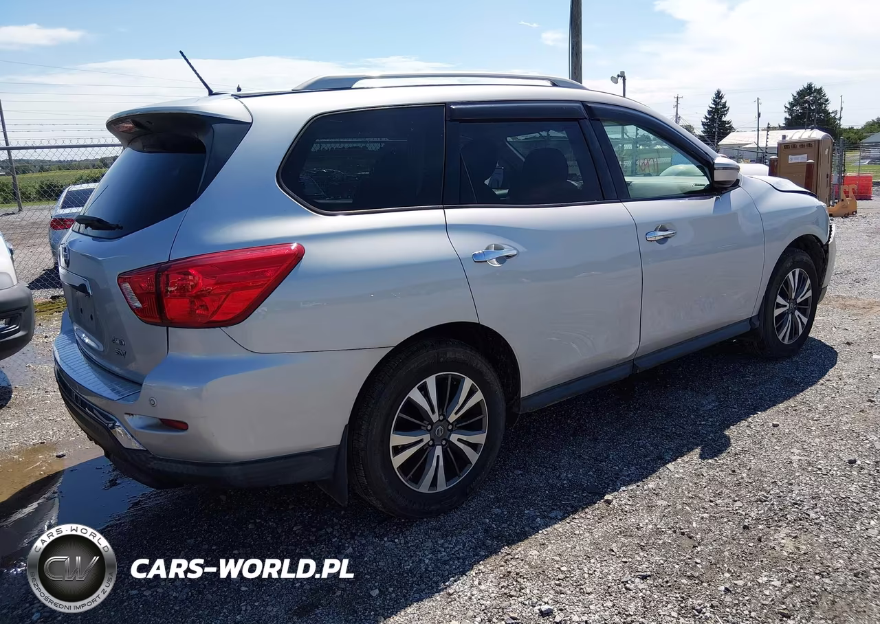 2017 Nissan Pathfinder Sv VIN:5N1DR2MMXHC656082 - 4