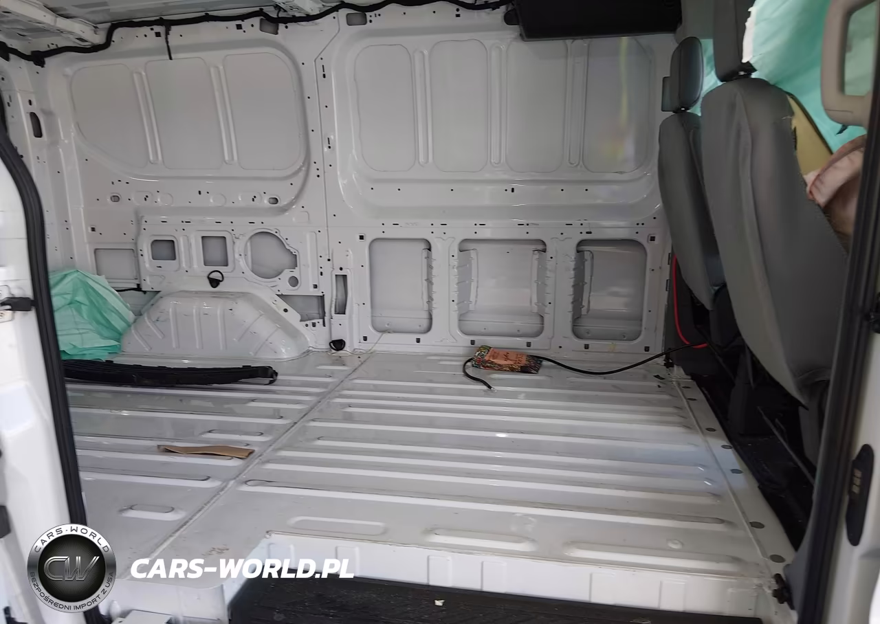 2018 Ford Transit-150 VIN:1FTYE1YM6JKA94635 - 8
