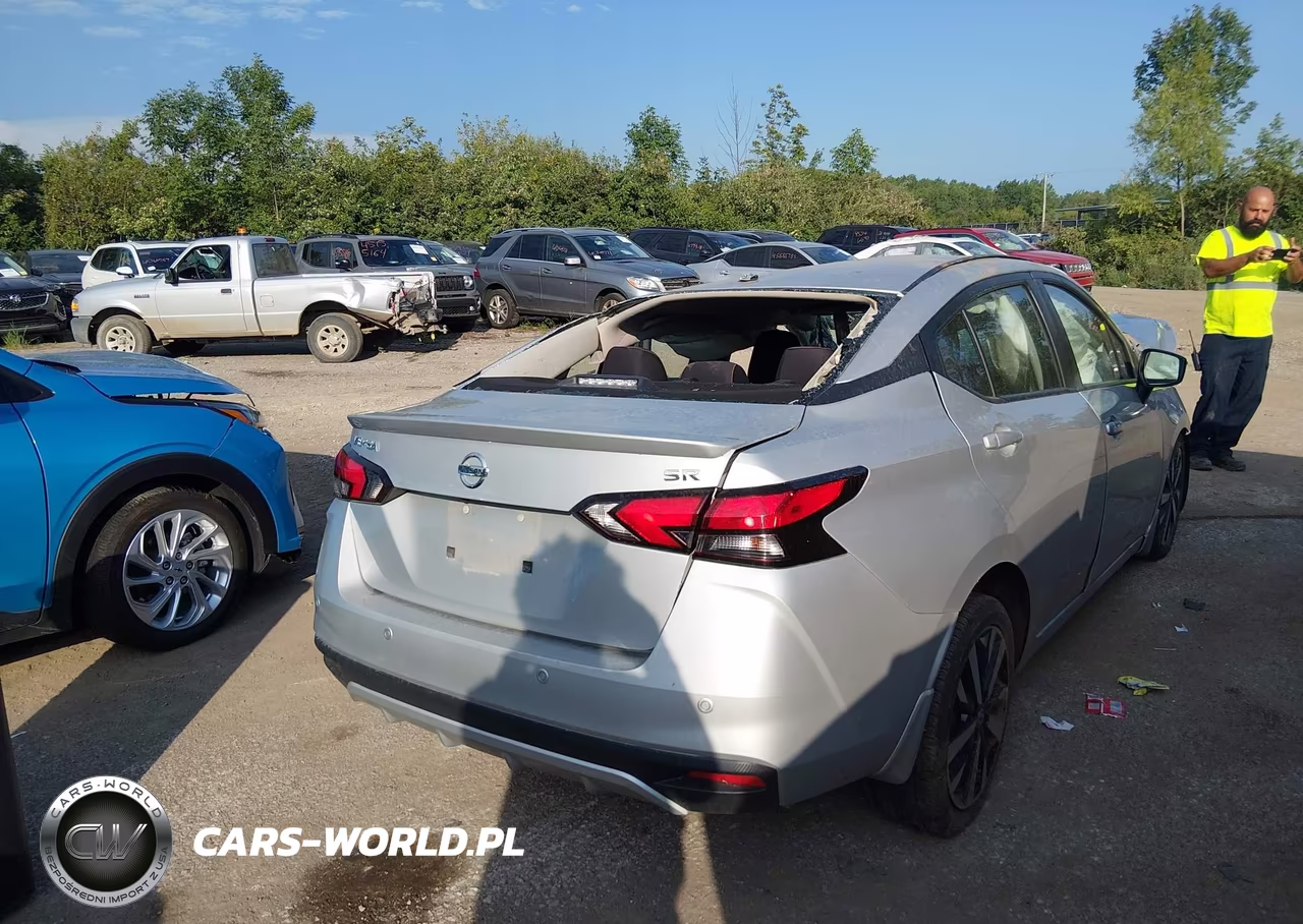 2021 Nissan Versa Sr Xtronic Cvt VIN:3N1CN8FV3ML915906 - 4