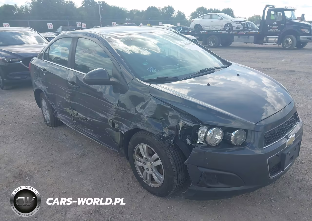 2016 Chevrolet Sonic Lt Auto VIN:1G1JC5SG2G4147614 - 1