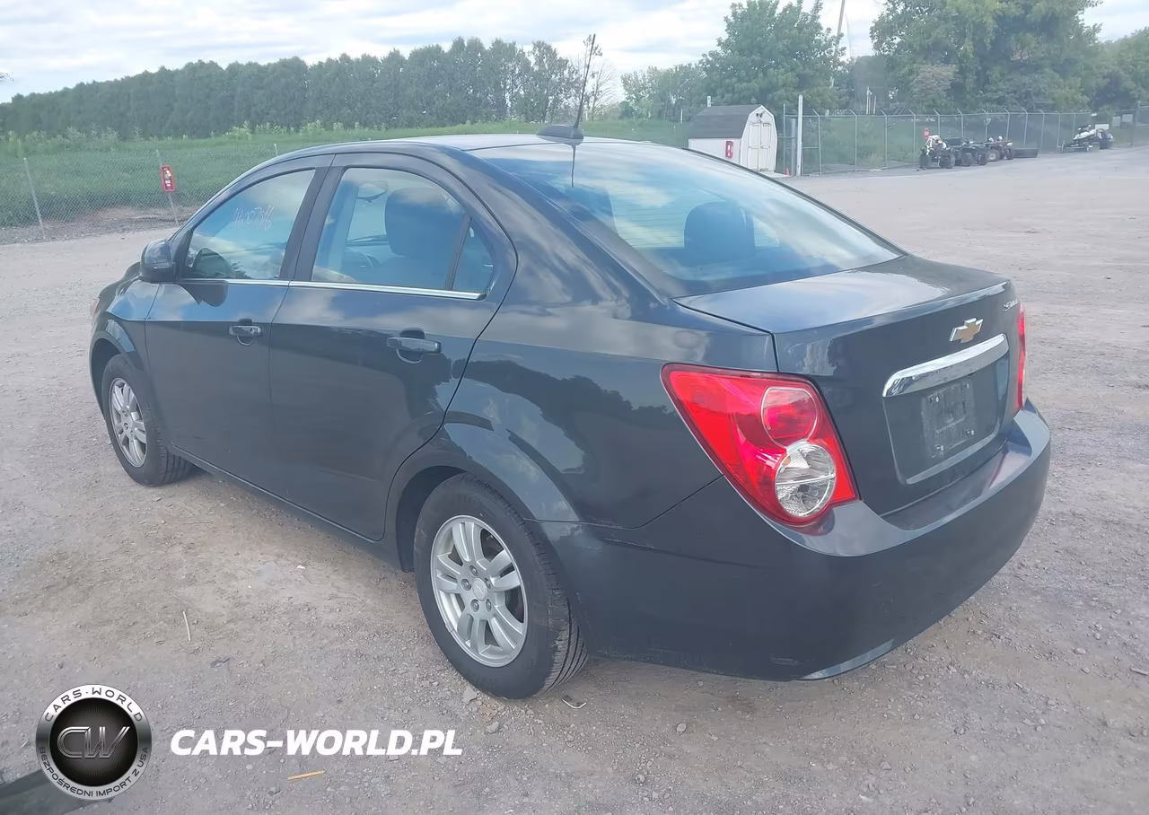 2016 Chevrolet Sonic Lt Auto VIN:1G1JC5SG2G4147614 - 3