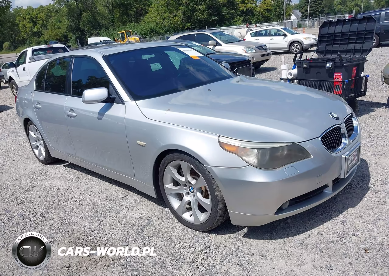 2004 BMW 545I