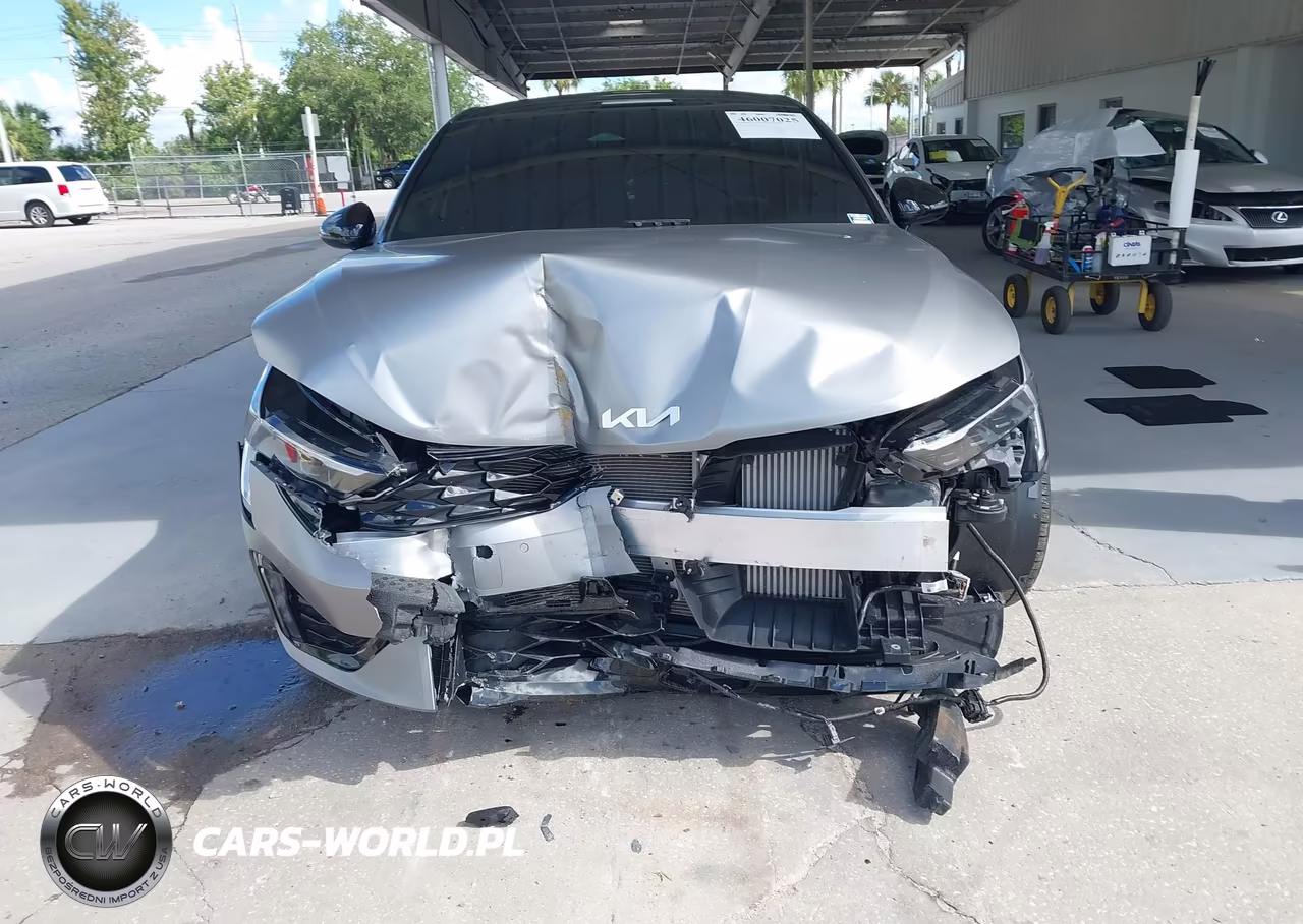 2026 Kia K5 Gt VIN:KNAG44J86T5412605 - 12