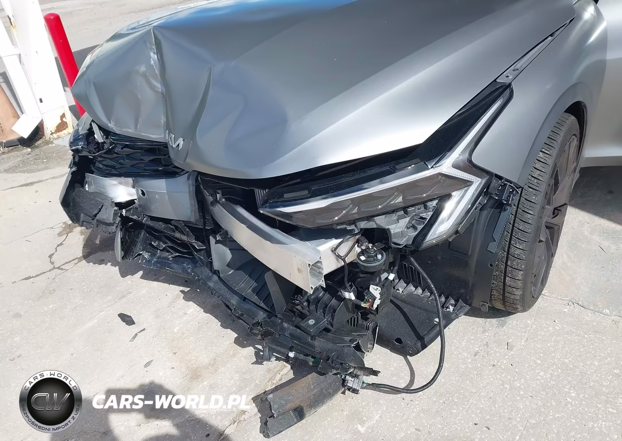 2026 Kia K5 Gt VIN:KNAG44J86T5412605 - 6